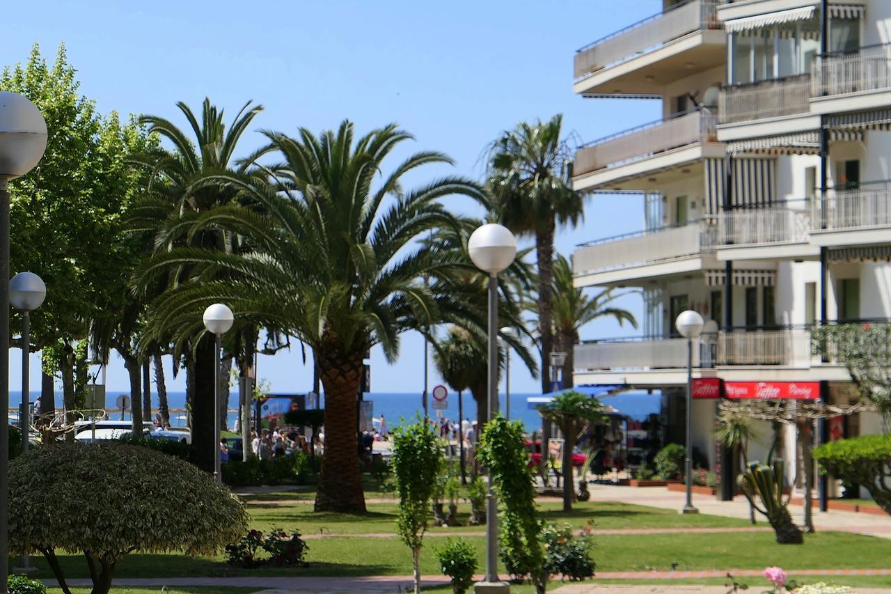 Rentalmar Aries Plus Salou Dış mekan fotoğraf